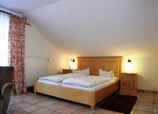 фото отеля Landhotel Guglhupf