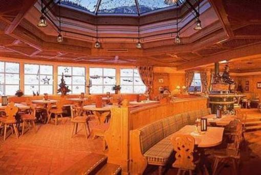 фото отеля Schwarzer Adler Hotel Sankt Anton am Arlberg