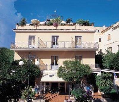 фото отеля Delfino Hotel Camerota