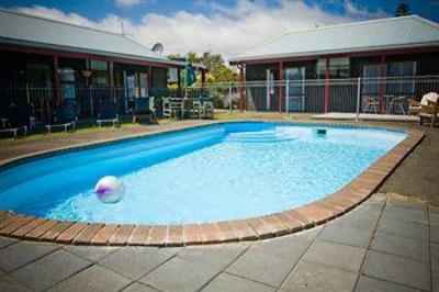 фото отеля Asure Kapiti Court Motel