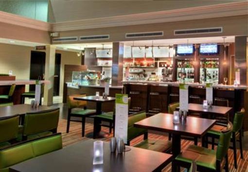 фото отеля Courtyard by Marriott Wilmington-Wrightsville Beach