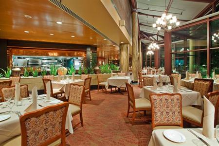 фото отеля Crowne Plaza Hotel Atlanta - Ravinia (Perimeter Center)
