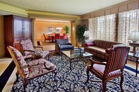 фото отеля Crowne Plaza Hotel Atlanta - Ravinia (Perimeter Center)