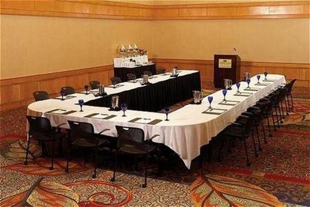 фото отеля Crowne Plaza Hotel Atlanta - Ravinia (Perimeter Center)