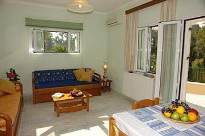 фото отеля St Nicholas Beach Apartments