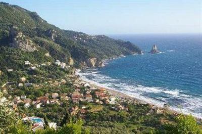 фото отеля St Nicholas Beach Apartments