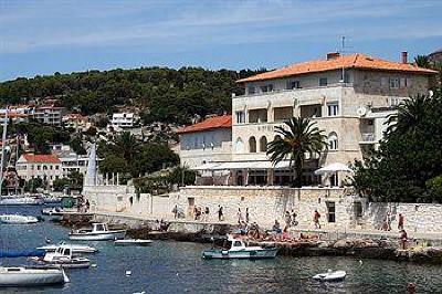 фото отеля Dalmacija Hvar Villa Hotel