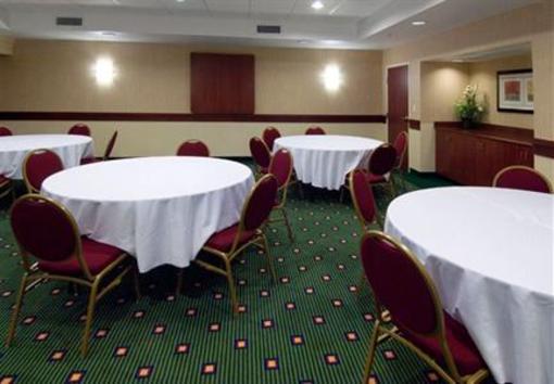 фото отеля Courtyard by Marriott - Montgomery/Prattville