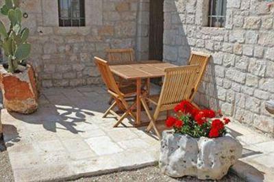 фото отеля Trulli il Castagno Hotel Martina Franca