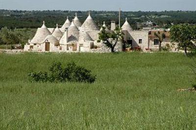 фото отеля Trulli il Castagno Hotel Martina Franca