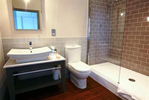 фото отеля Greenbank Hotel