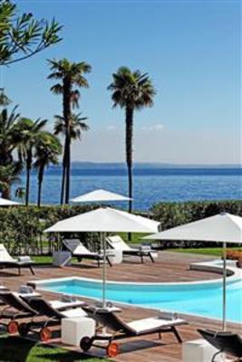 фото отеля Bella Riva Hotel Gardone Riviera