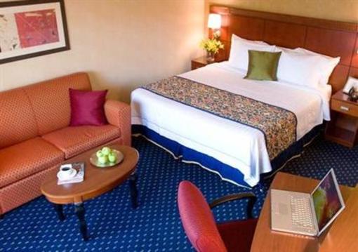 фото отеля Courtyard by Marriott Phoenix North