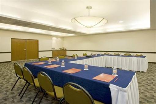 фото отеля Fiesta Inn San Luis Potosi Oriente