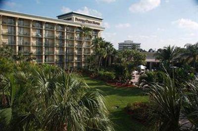 фото отеля Doubletree Hotel Palm Beach Gardens
