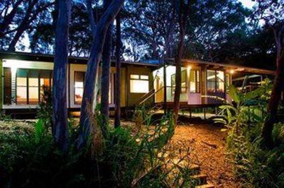 фото отеля Eumarella Shores Noosa Lake Retreat Weyba Downs