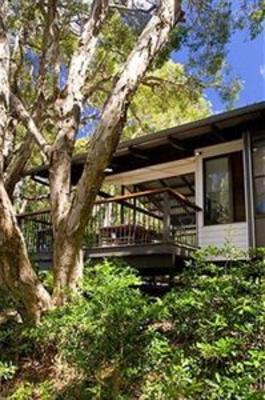 фото отеля Eumarella Shores Noosa Lake Retreat Weyba Downs