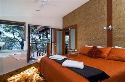 фото отеля Eumarella Shores Noosa Lake Retreat Weyba Downs