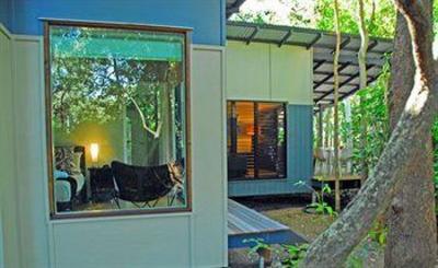 фото отеля Eumarella Shores Noosa Lake Retreat Weyba Downs
