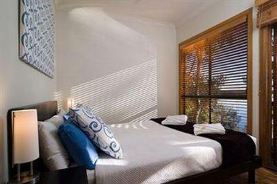 фото отеля Eumarella Shores Noosa Lake Retreat Weyba Downs