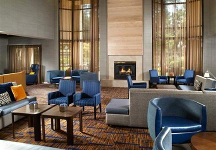 фото отеля Courtyard by Marriott Atlanta Alpharetta