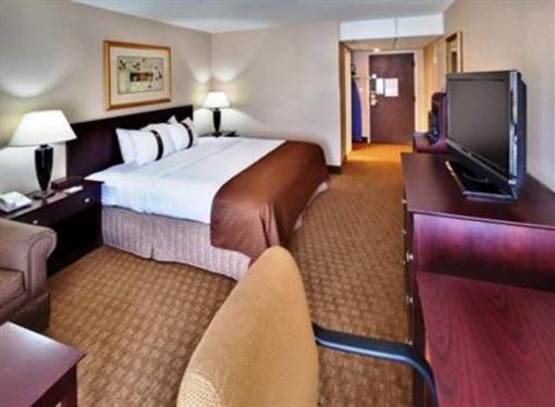 фото отеля Holiday Inn Grand Island-Midtown
