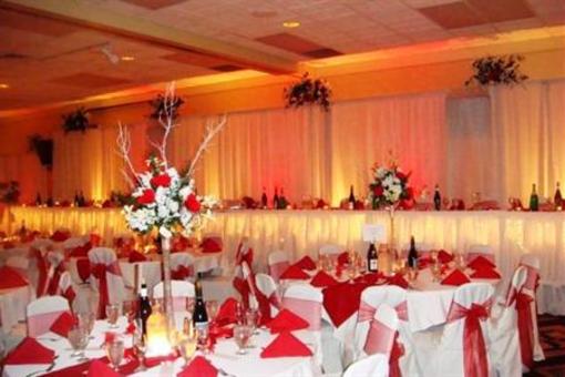 фото отеля Holiday Inn Grand Island-Midtown