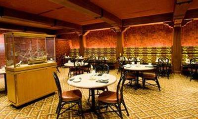 фото отеля The Hotel Captain Cook