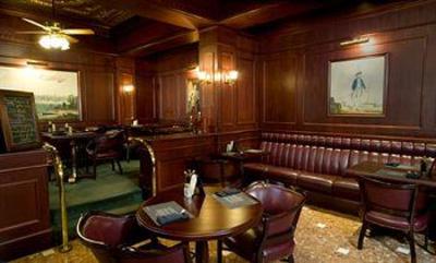 фото отеля The Hotel Captain Cook