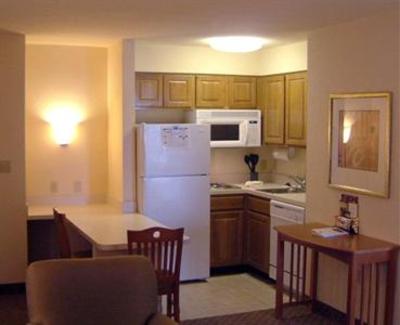 фото отеля Staybridge Suites Woodland Hills Tulsa