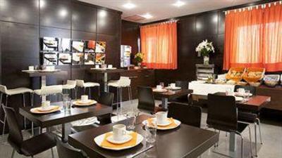 фото отеля Hostal Los Girasoles
