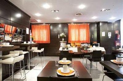фото отеля Hostal Los Girasoles
