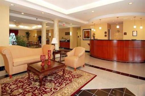 фото отеля Comfort Suites- Kings Island