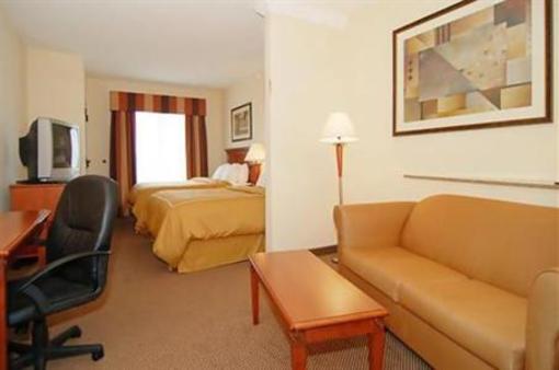 фото отеля Comfort Suites- Kings Island