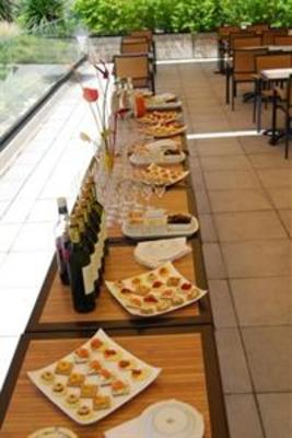 фото отеля Holiday Inn Express Toulouse Airport