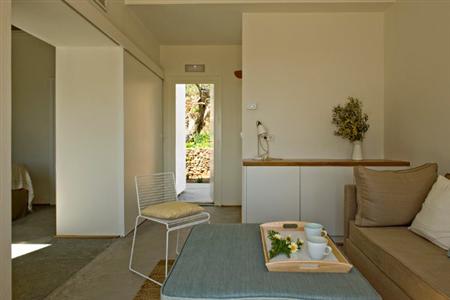 фото отеля Kamaroti Suites Hotel