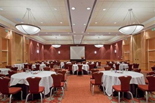 фото отеля Crowne Plaza Orlando Universal
