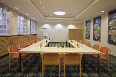 фото отеля Krone Ringhotel Friedrichshafen