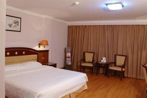 фото отеля Liyang Business Hotel