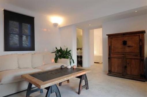 фото отеля Ostraco Suites