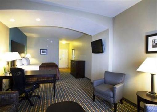 фото отеля La Quinta Inn & Suites Hotel Sebring