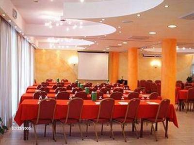 фото отеля Hotel Europa Desenzano del Garda