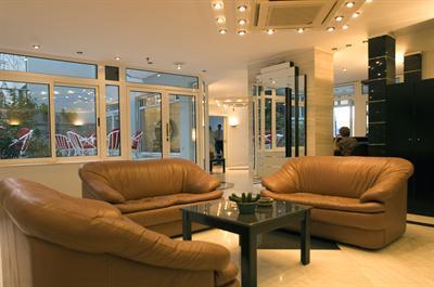 фото отеля Alantha Apartments Hotel