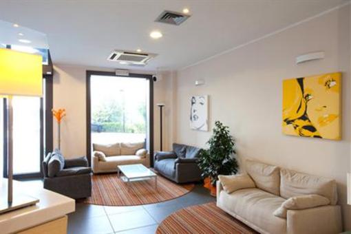 фото отеля Holiday Inn Express Reggio Emilia