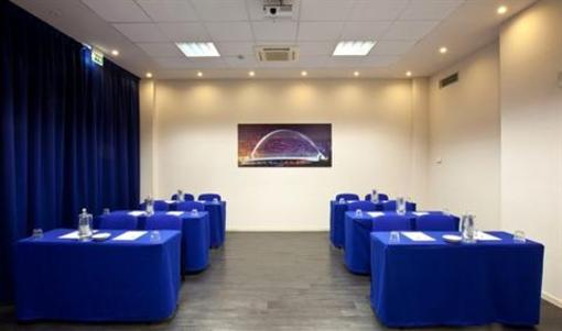 фото отеля Holiday Inn Express Reggio Emilia