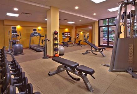 фото отеля Embassy Suites Hotel Greensboro Airport