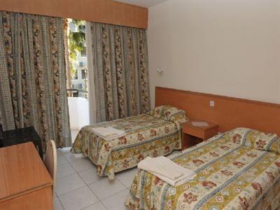 фото отеля Tasiana Star Hotel Limassol