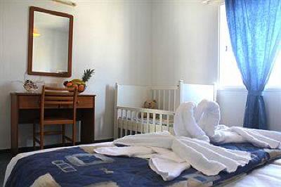 фото отеля Sunny Hill Hotel Apartments Paphos
