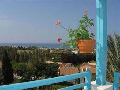 фото отеля Sunny Hill Hotel Apartments Paphos