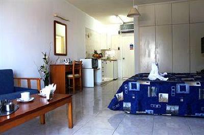 фото отеля Sunny Hill Hotel Apartments Paphos